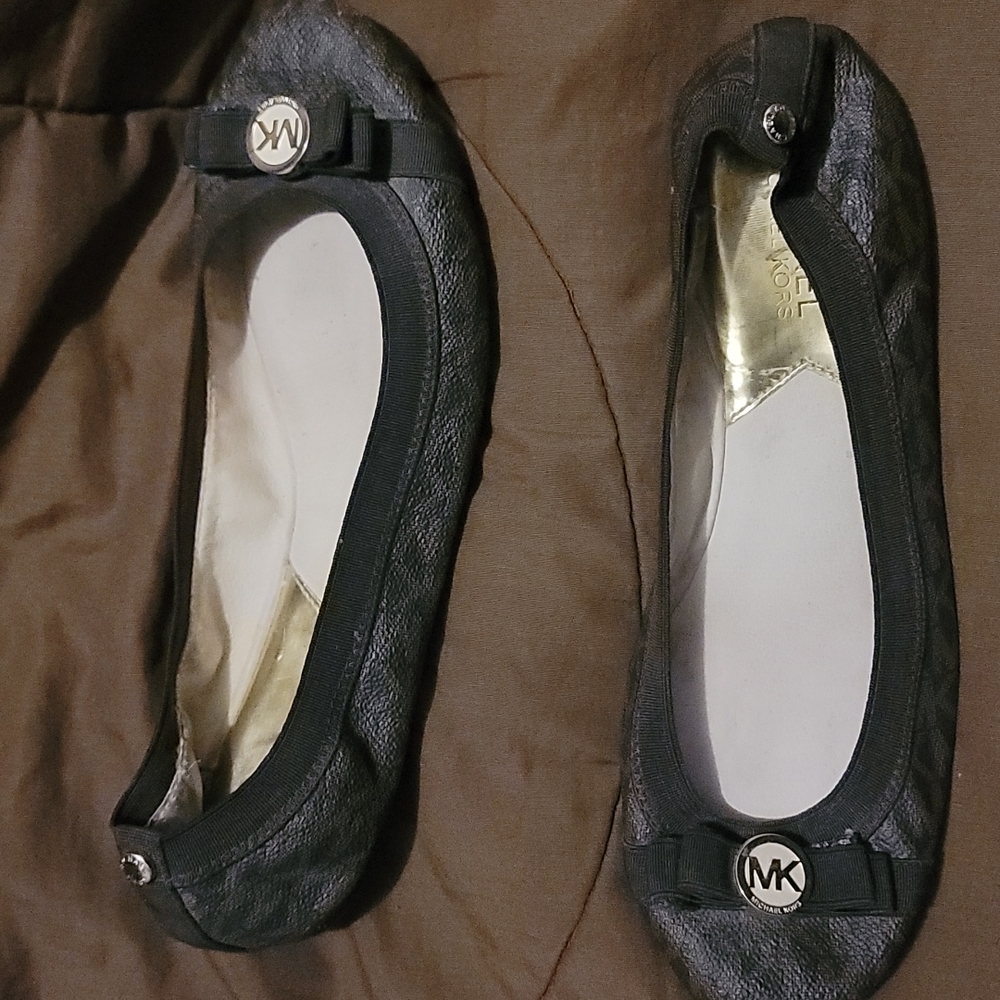 Michael kors flats